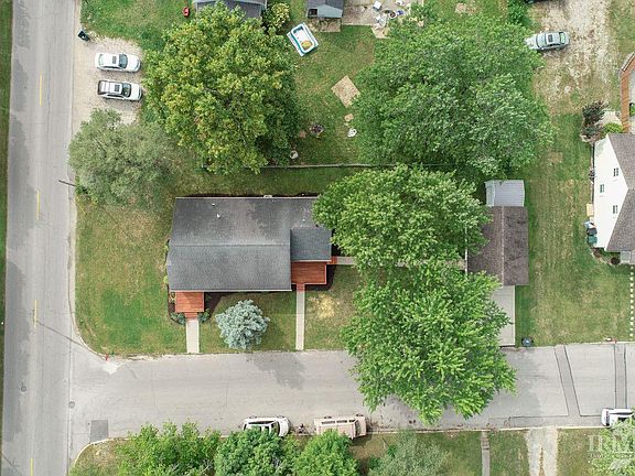 4th image of 600 W Centennial Ave