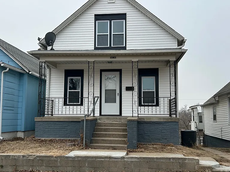 Front of property.