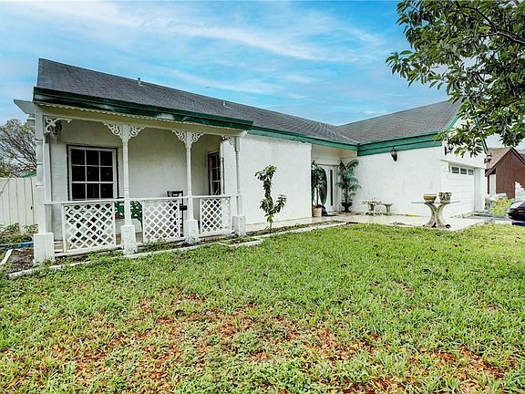 3rd image of 2670 Cypress Court