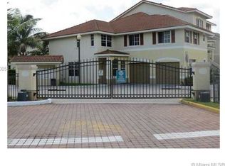 734 NE 90th St UNIT 305, Miami, FL 33138