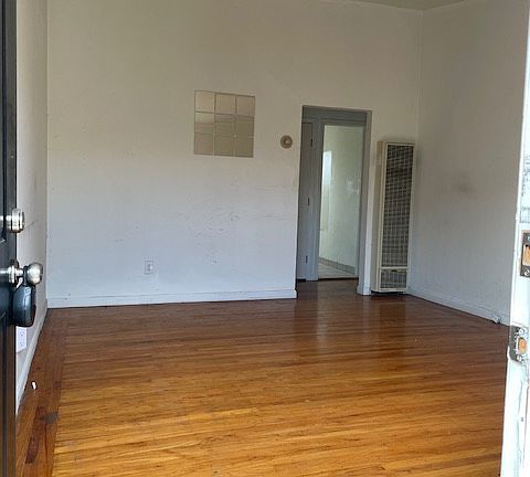3rd image of 3123 Alma St #B