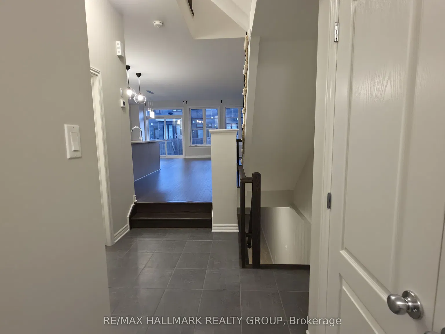 3 bed, $2,700 — Photo 4
