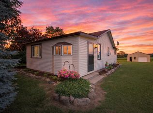 9800 Boyer Rd, Charlotte, MI 48813