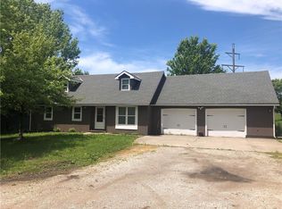 12456 Vroom Rd, Excelsior Springs, MO 64024