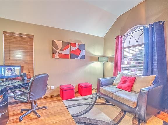 3rd image of 5301 Golden Wheat Ln