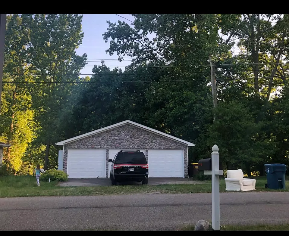W South Lake Gage Dr, Angola — Photo 3