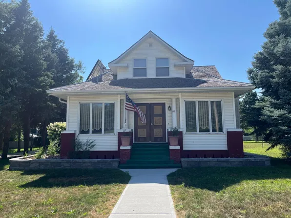 710 K St, Neligh, NE 68756