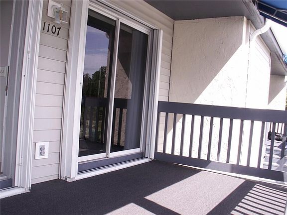 5th image of 1585 NE Beacon Dr APT 1107