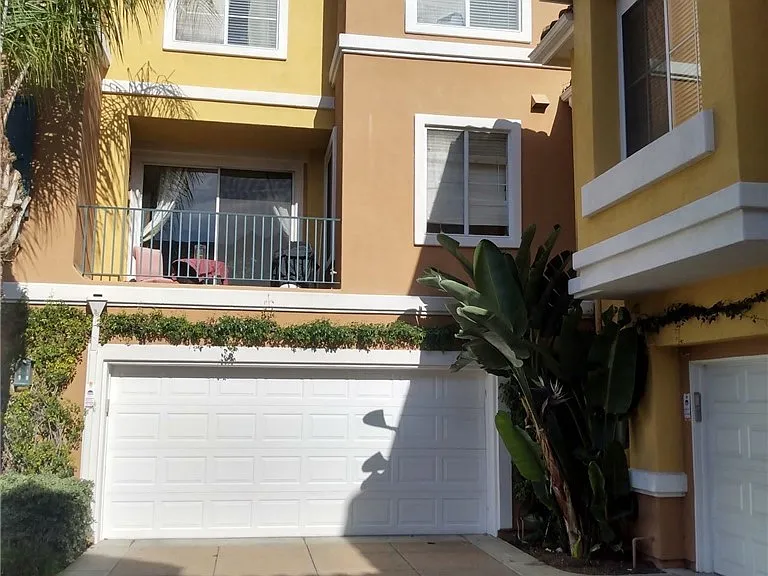 402 Marinella Aisle — Photo 1