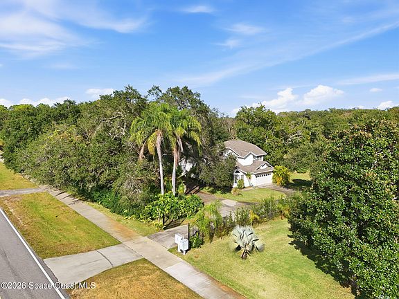 2nd image of 1225 War Eagle Blvd