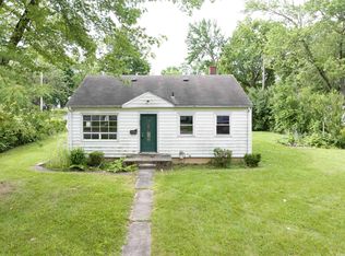 728 E Sherwood Ter, Fort Wayne, IN 46806