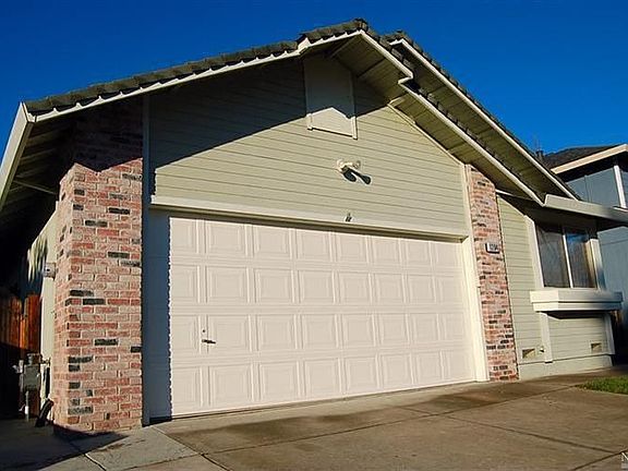 4th image of 1204 Cinnabar Way