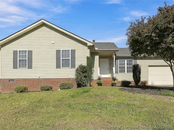 212 Loxley Ln, Sanford, NC 27330