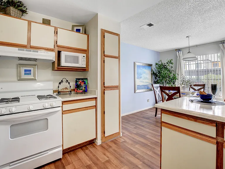 Canyon Creek Villas — Photo 16