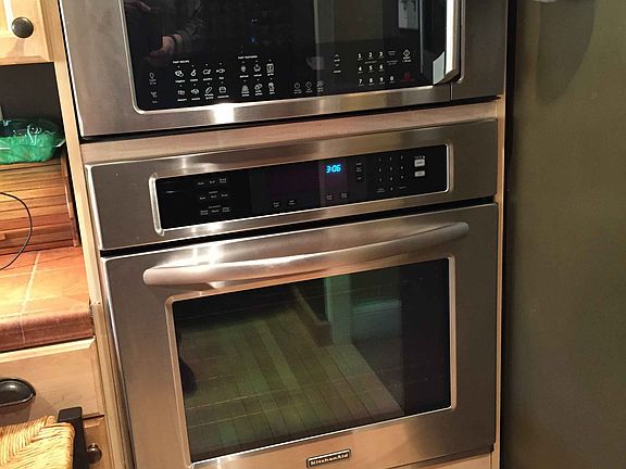 upgraded convection oven/mic