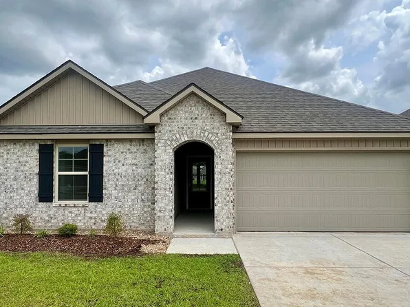 308 White Pine Dr, Lafayette, LA 70501