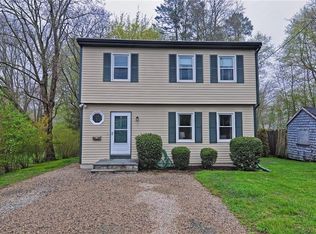 7 Garfield St, Newport, RI 02840