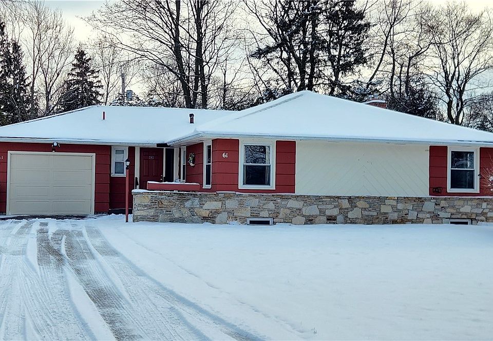 1st image of 61 Fernboro Rd