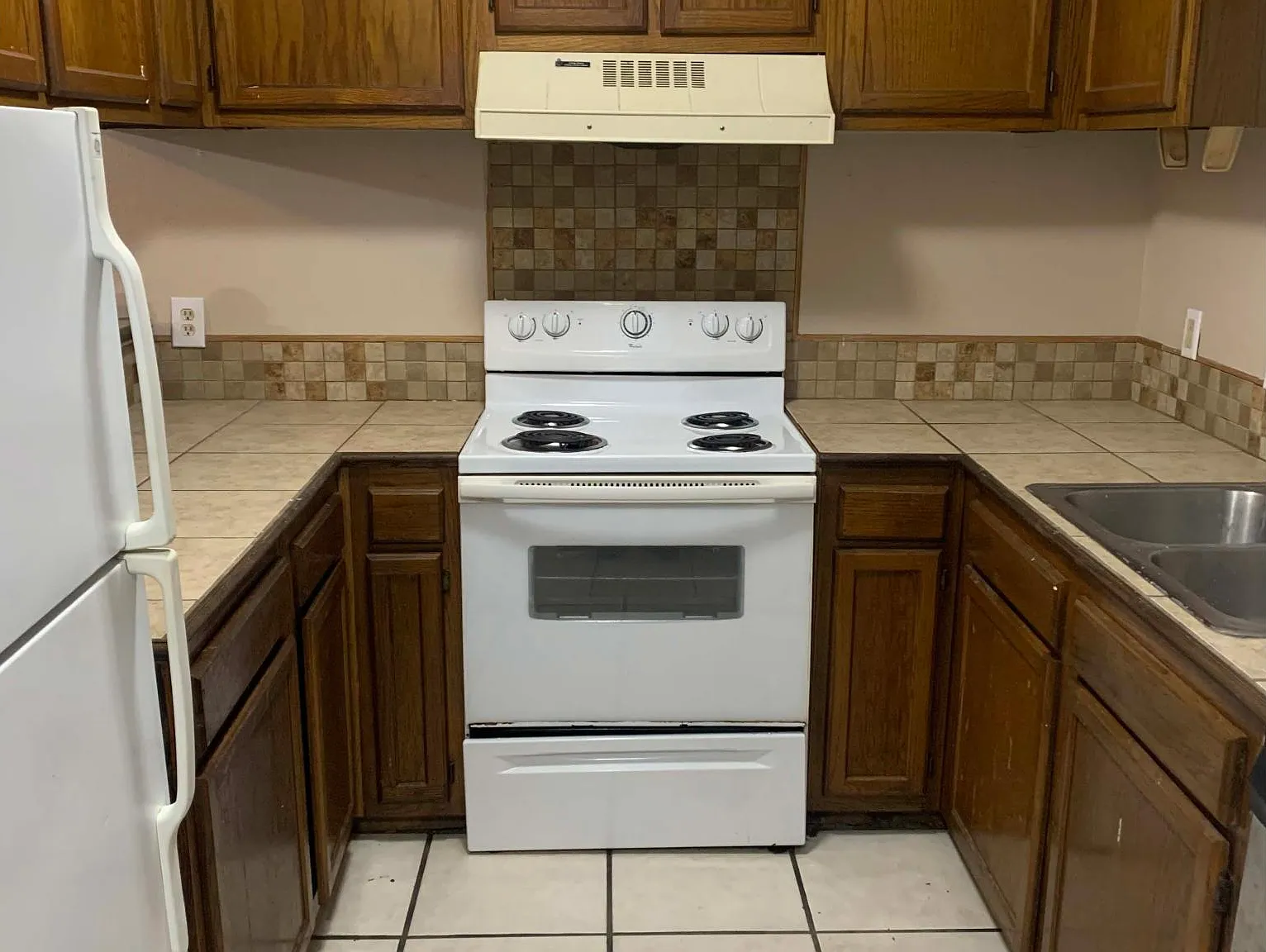 15874 S Sanderland Ave — Photo 4