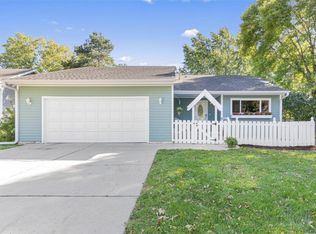 191 Brent Dr, Waconia, MN 55387