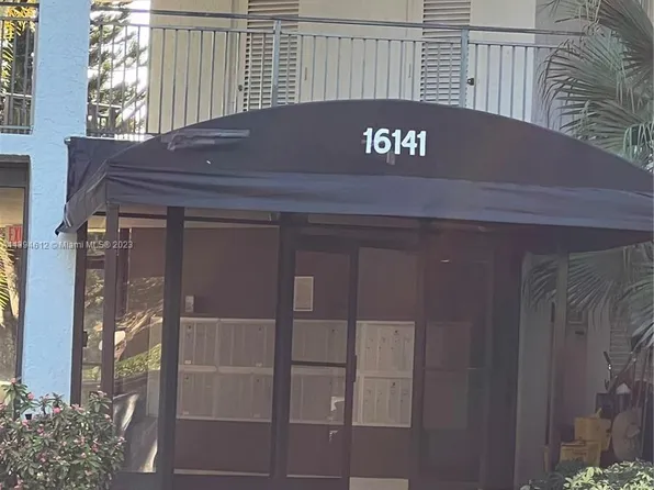 16141 Blatt Blvd APT 210, Weston, FL 33326