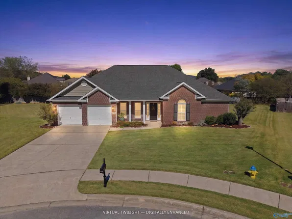 7000 Freedom Park Cir SE, Owens Cross Roads, AL 35763