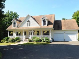 72 Laurel Hill Rd, Branford, CT 06405
