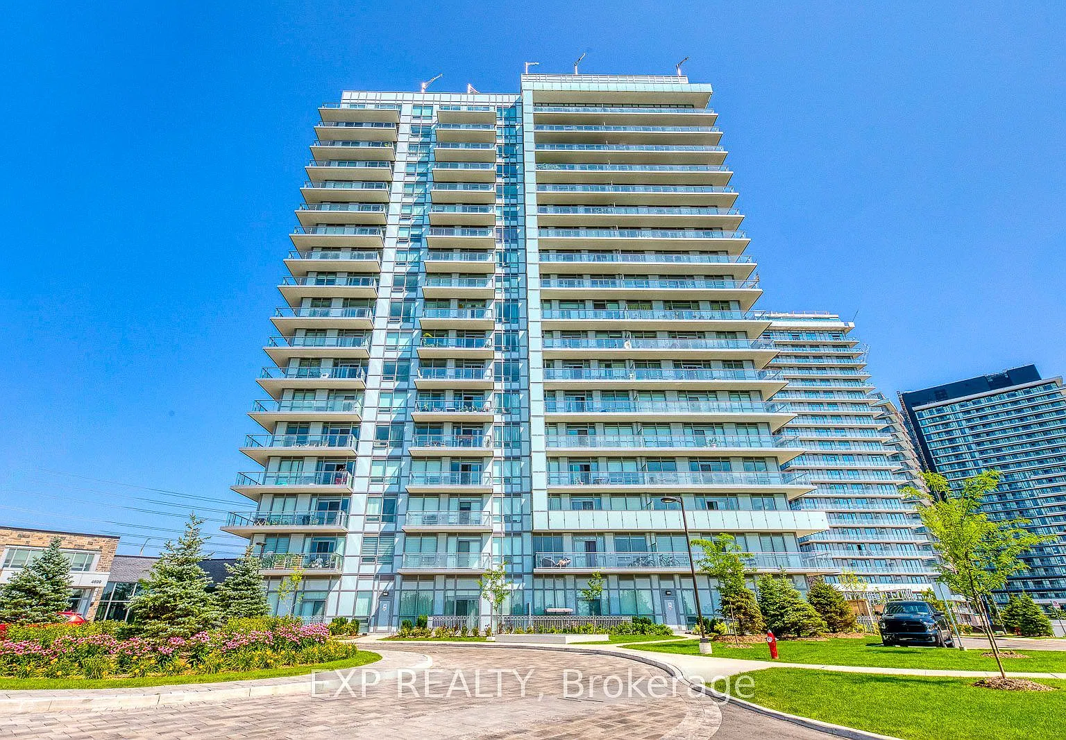 3 bed, $3,200 — Photo 1