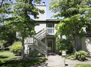 2053 Lake Isle Ter, Eugene, OR 97401