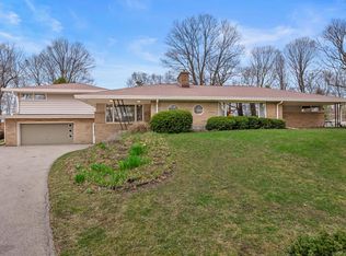 8110 W Edgerton Ave, Greendale, WI 53129
