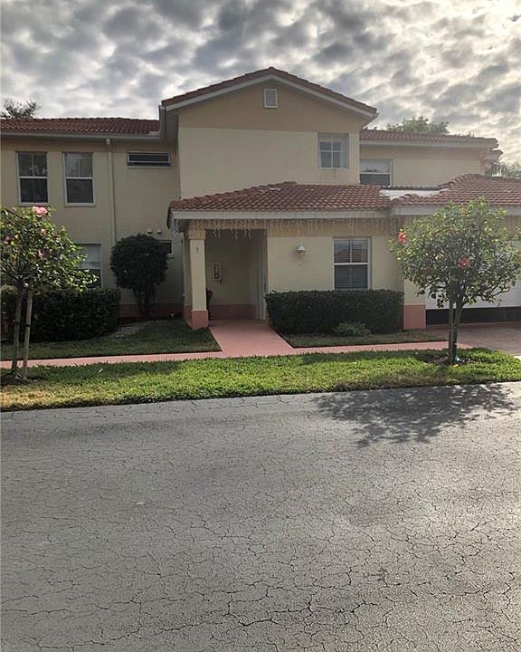 1st image of 608 Diamond Cir #608