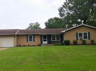 2940 E Kinsel Hwy, Charlotte, MI 48813