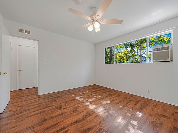 4th image of 426 S Rexford Dr APT 1