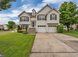 1 Tulip Ct, Deptford, NJ 08096