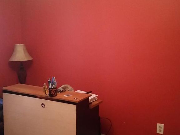 Bedroom/Office Space