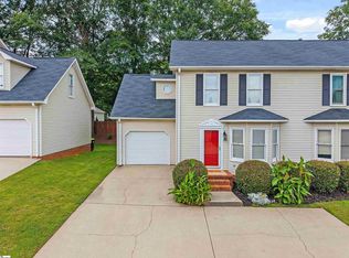 15 Corbin Ct, Taylors, SC 29687