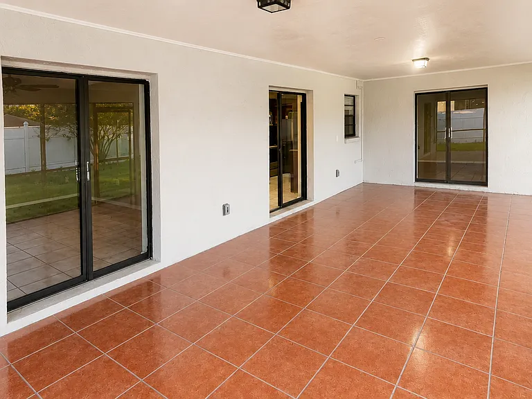 8419 Brandeis Cir E — Photo 16