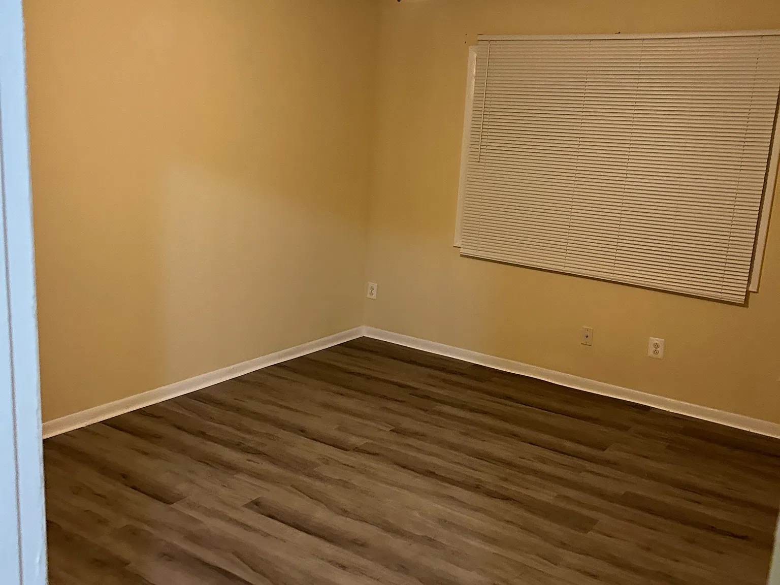2 bed, 882 sqft, $1,400 — Photo 4