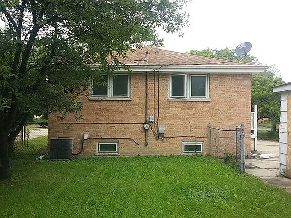 5th image of 1112 Argyle St