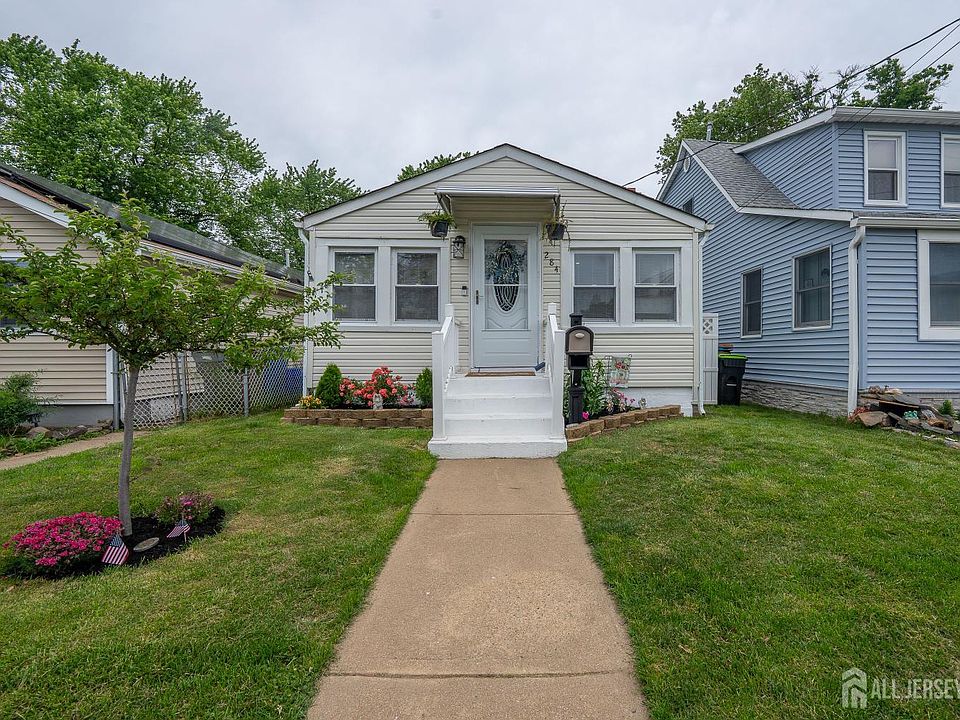 1st image of 284 Shoreland Cir