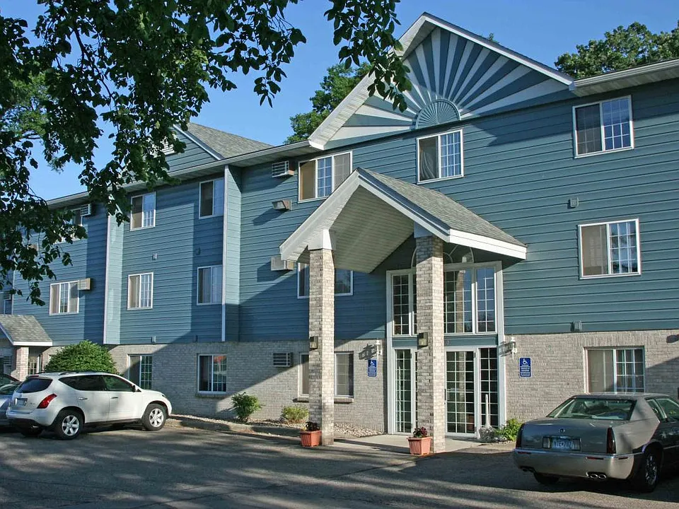 500 Belle Ave