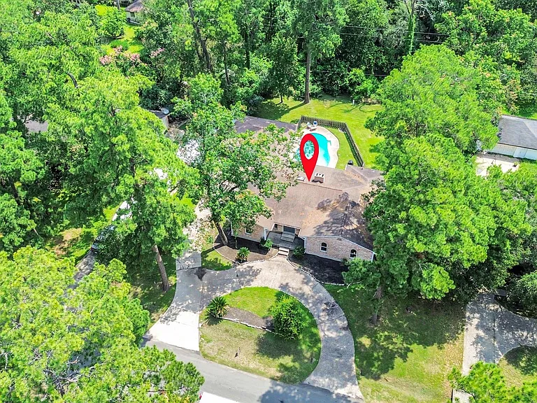 21722 Forest Glade Dr — Photo 28
