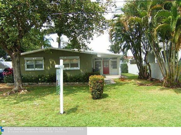 3rd image of 1631 SE 13th St