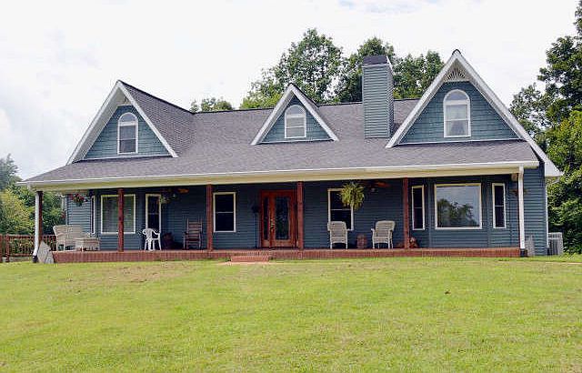 1st image of 120 Fly Away Ln
