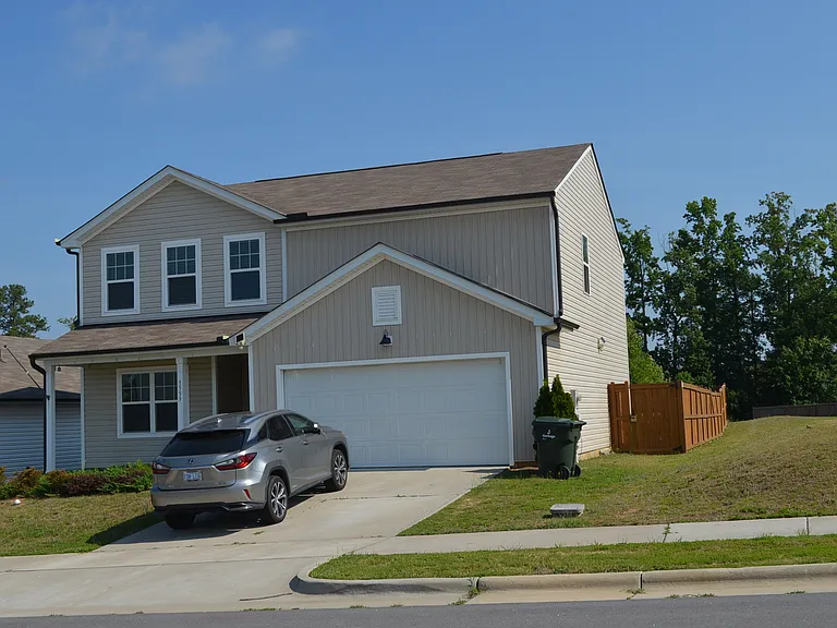 3553 Pinnacle Peak Dr — Photo 2