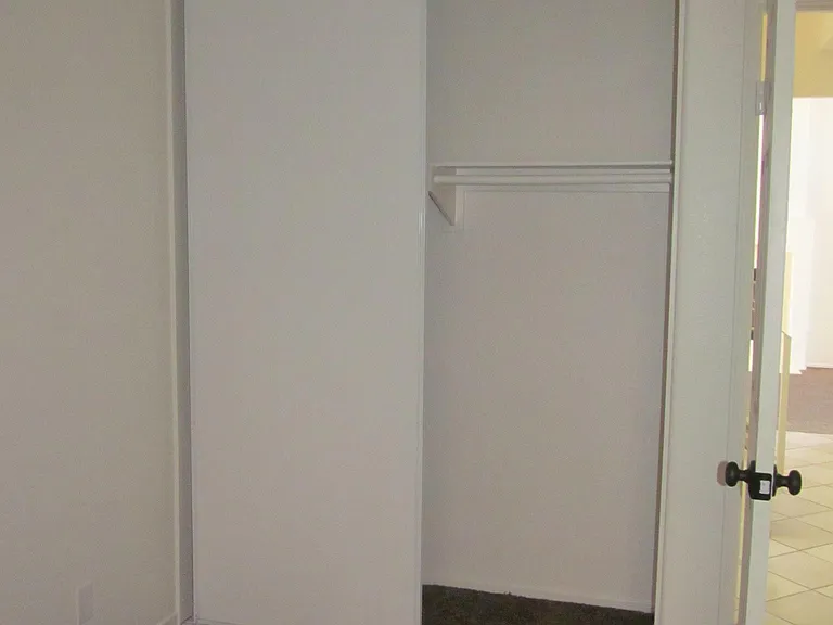 1st floor room closet