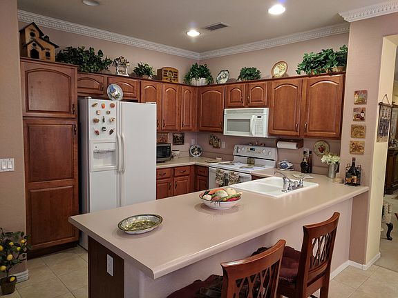 5th image of 6615 W Golden Ln