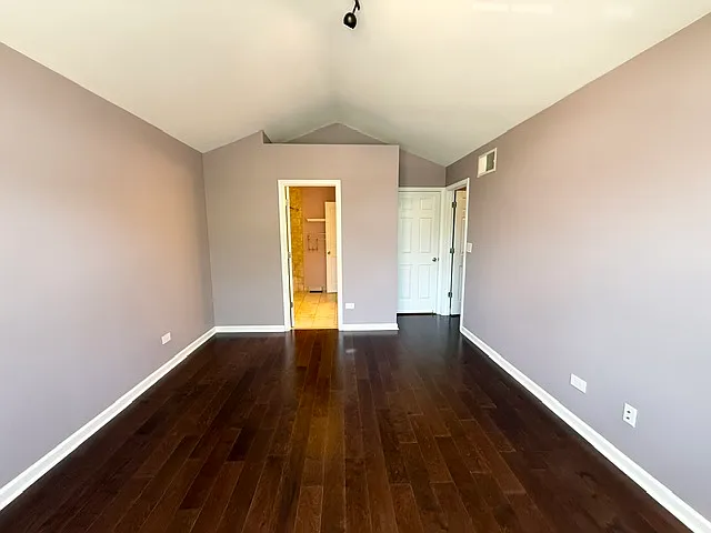 707 Kingsbridge Dr — Photo 17