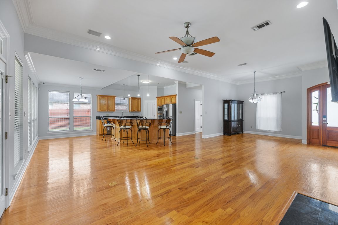 next background image