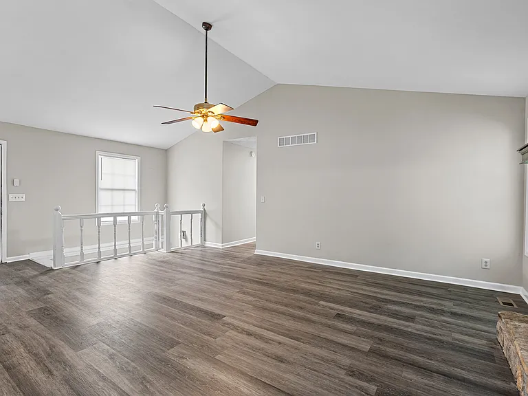 90 Edelweiss Dr — Photo 35